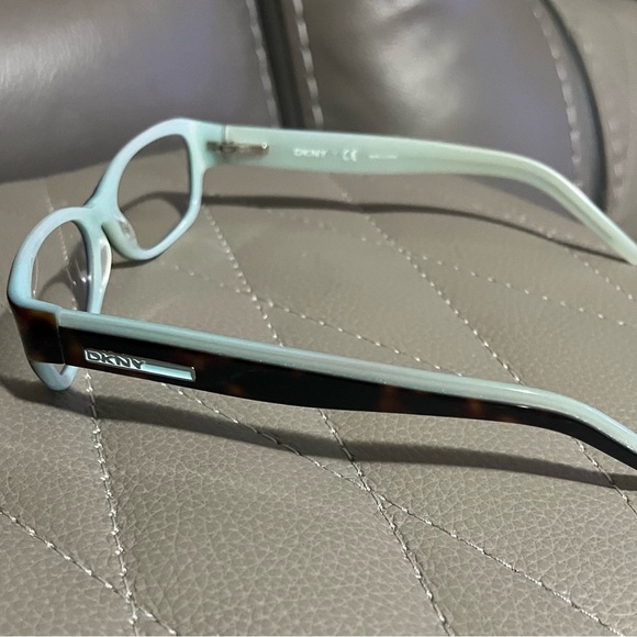 DKNY Brown Classic Glasses with Tortoiseshell Pattern - Picture 4 of 12